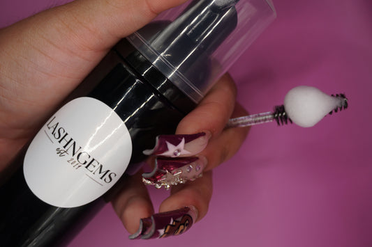 Bubble gum lash shampoo