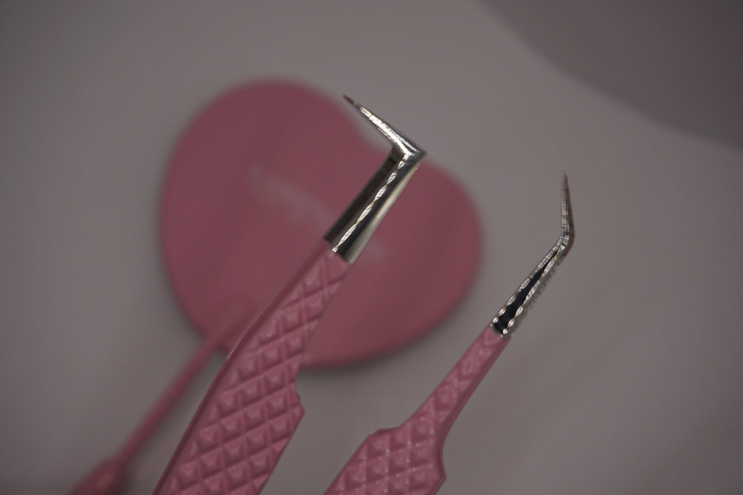 Pretty N Paid tweezers
